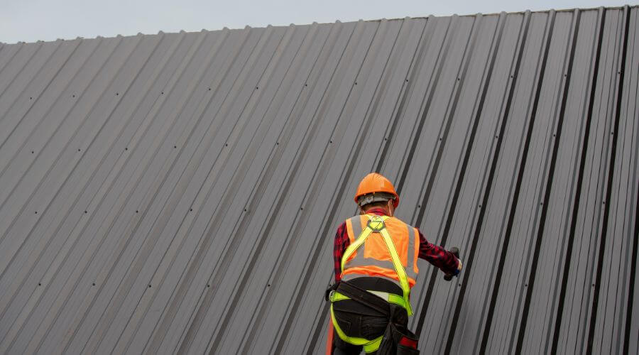 Professional metal roof installation services in Hicksville, NY